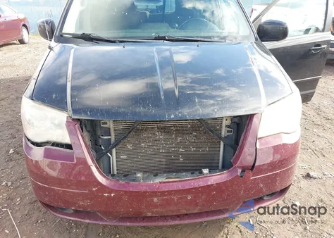 2012 Dodge Grand Caravan Crew z USA, uszkodzony, nr VIN 2C4RDGDG4CR109924